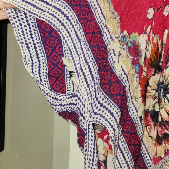 Vince Camuto Vibrant Multicolored Floral Kimono Pink Tassels One Size Boho Beach - Picture 5 of 12